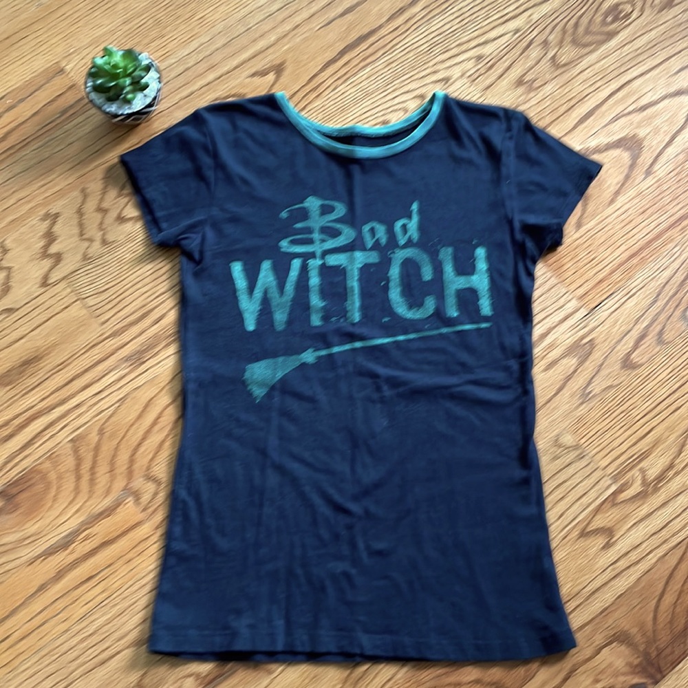 Bad Witch Halloween T-shirt Size L
